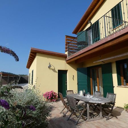 Il Frutteto Bed And Breakfast Ripattone Bagian luar foto