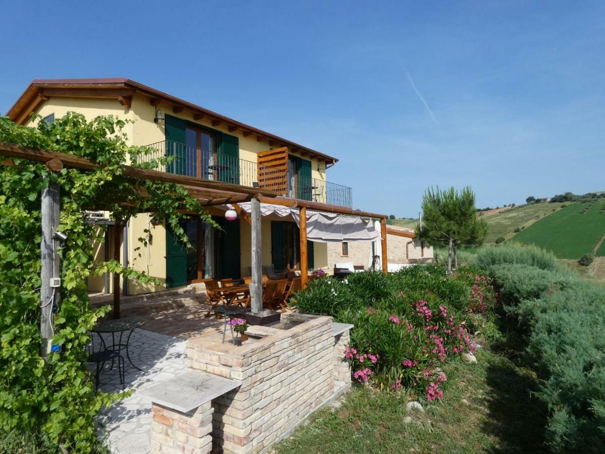 Il Frutteto Bed And Breakfast Ripattone Bagian luar foto