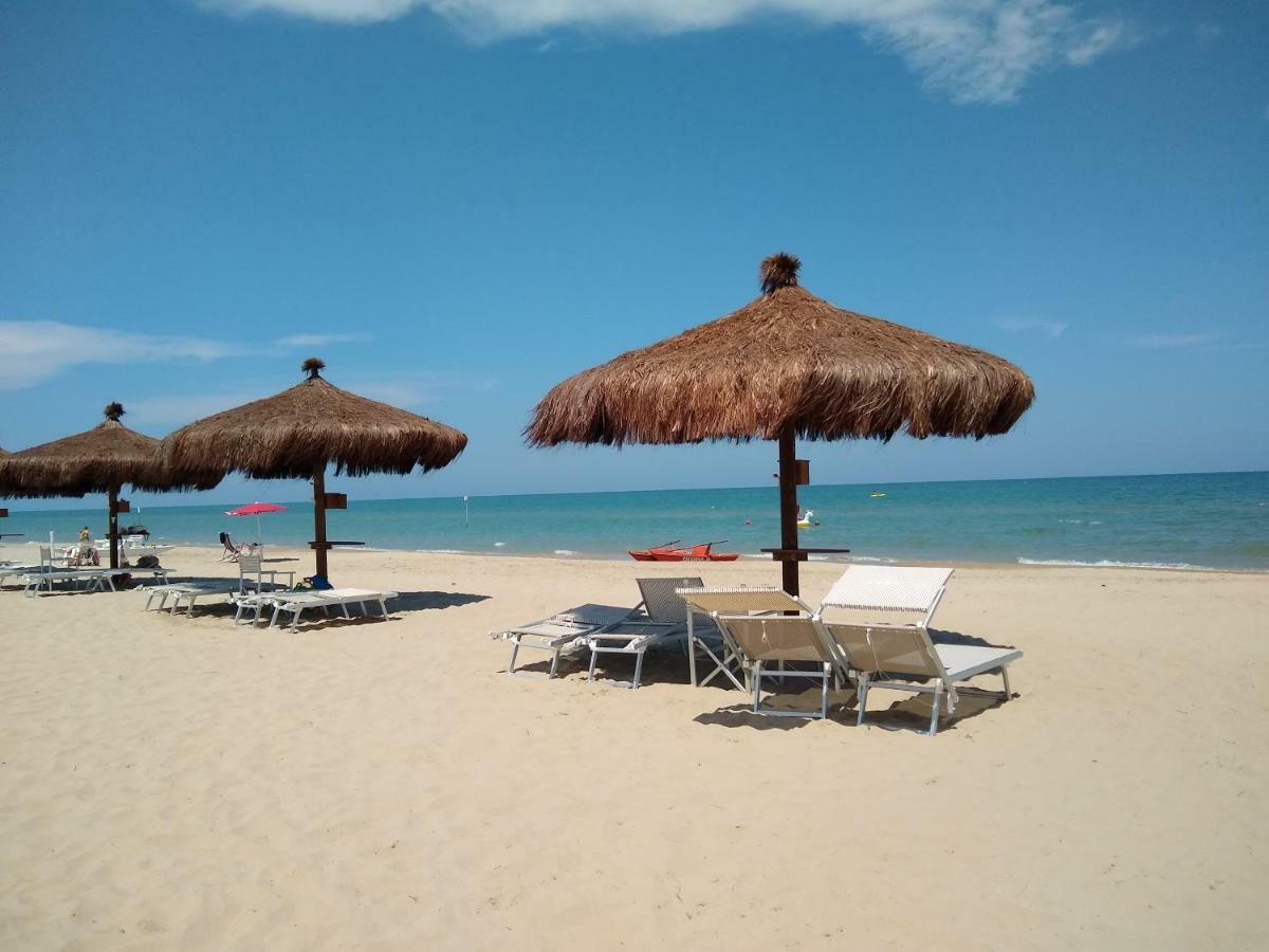 Il Frutteto Bed And Breakfast Ripattone Bagian luar foto
