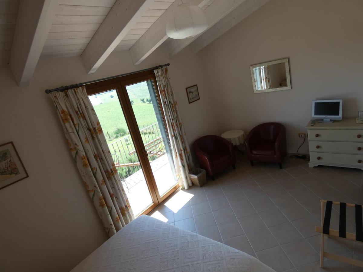 Il Frutteto Bed And Breakfast Ripattone Bagian luar foto